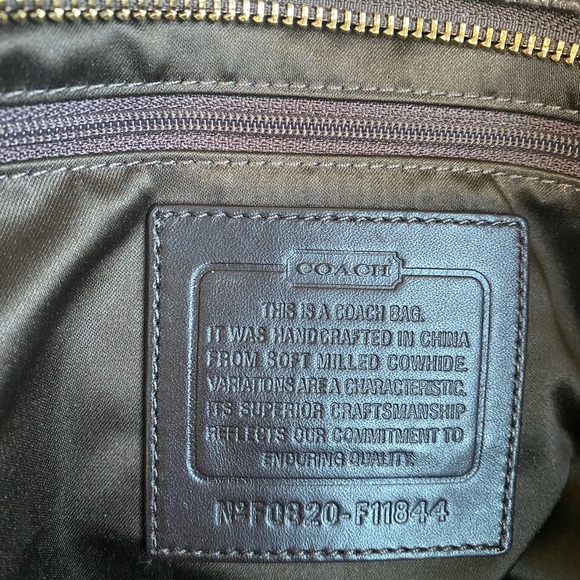 Coach Large Gold Buckle Soho Shoulder Bag – Mahogany Brown Floral Scarf Accent - Picture 15 of 17